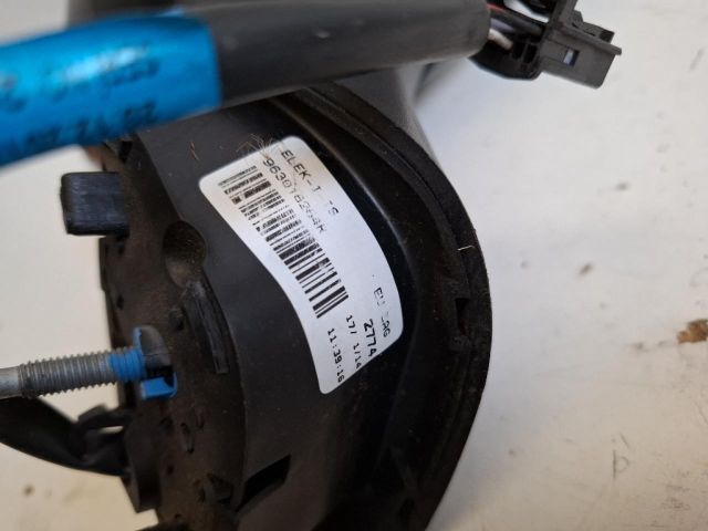 bontott RENAULT CLIO IV Jobb Visszapillantó Tükör (Elektromos)