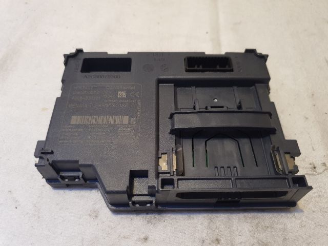 bontott RENAULT CLIO IV Kártyaolvasó