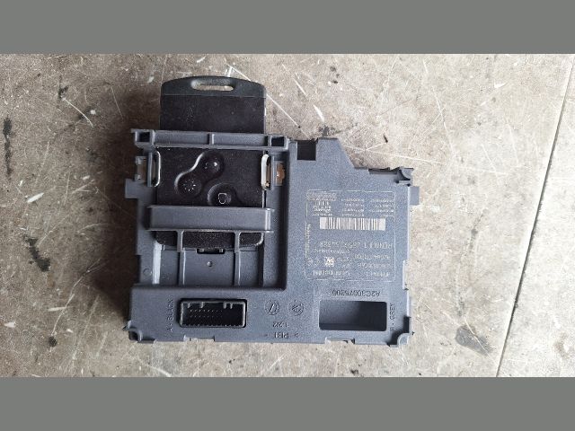 bontott RENAULT CLIO IV Kártyaolvasó