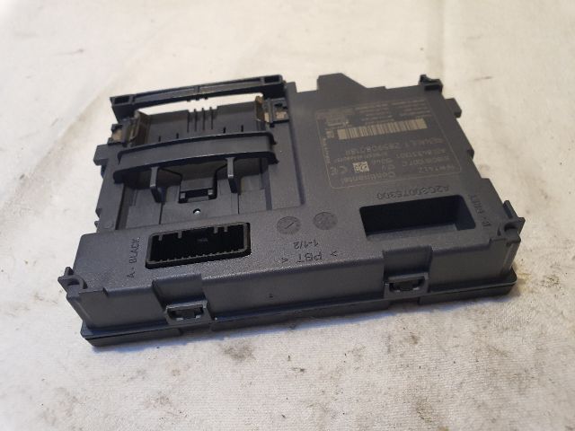 bontott RENAULT CLIO IV Kártyaolvasó