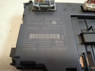 bontott RENAULT CLIO IV Kártyaolvasó