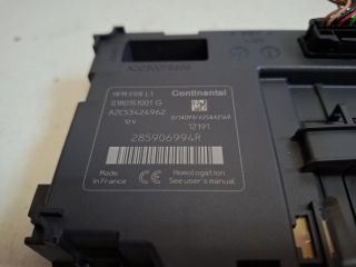 bontott RENAULT CLIO IV Kártyaolvasó