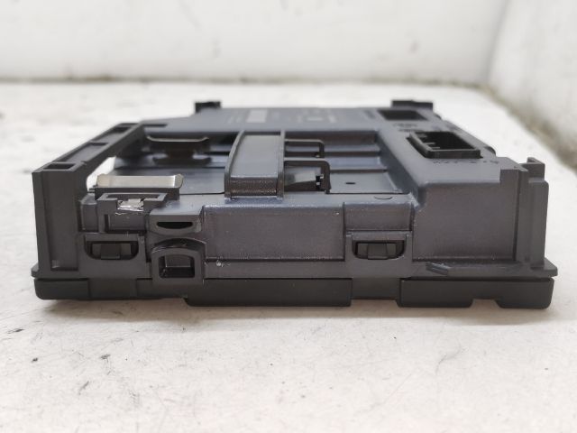 bontott RENAULT CLIO IV Kártyaolvasó