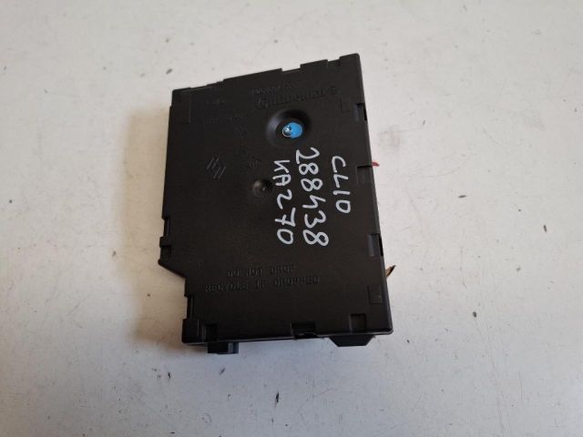 bontott RENAULT CLIO IV Kártyaolvasó