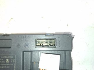 bontott RENAULT CLIO IV Kártyaolvasó