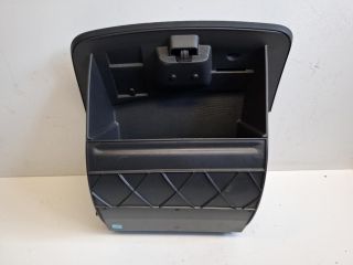 bontott RENAULT CLIO IV Kesztyűtartó