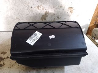 bontott RENAULT CLIO IV Kesztyűtartó