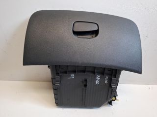 bontott RENAULT CLIO IV Kesztyűtartó