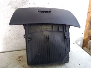 bontott RENAULT CLIO IV Kesztyűtartó