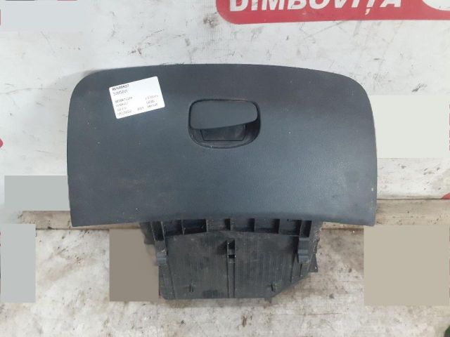 bontott RENAULT CLIO IV Kesztyűtartó