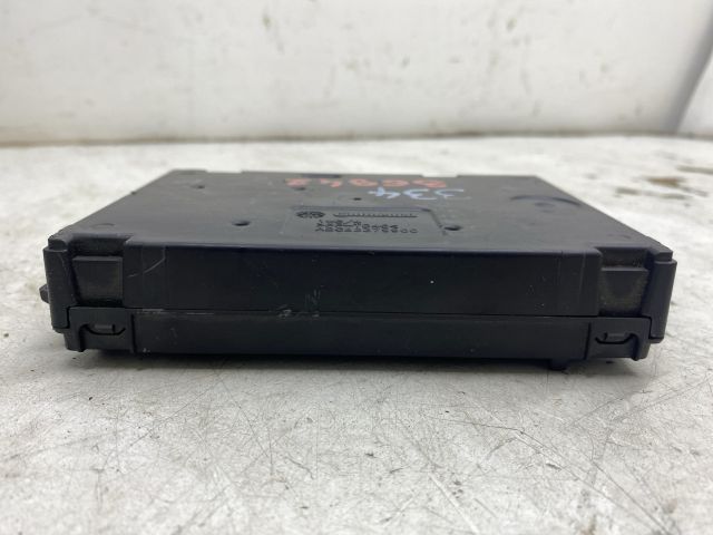 bontott RENAULT CLIO IV Komfort Elektronika