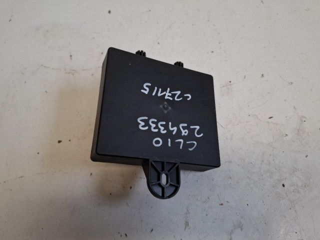 bontott RENAULT CLIO IV Komfort Elektronika