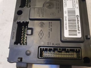 bontott RENAULT CLIO IV Komfort Elektronika