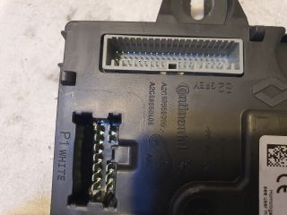 bontott RENAULT CLIO IV Komfort Elektronika