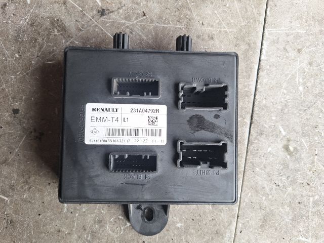 bontott RENAULT CLIO IV Komfort Elektronika