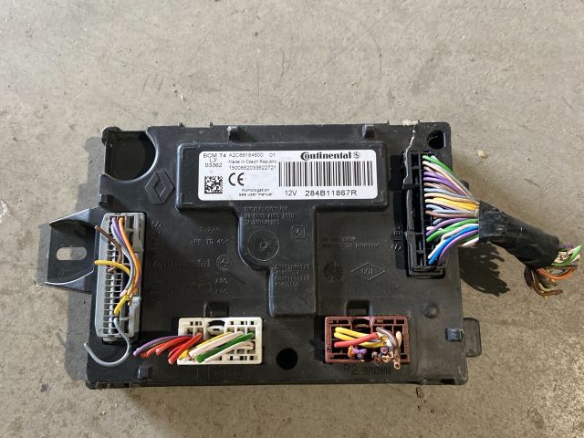 bontott RENAULT CLIO IV Komfort Elektronika