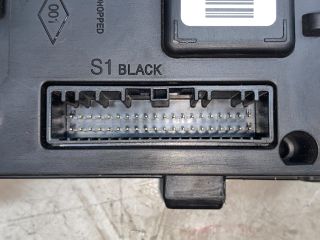 bontott RENAULT CLIO IV Komfort Elektronika