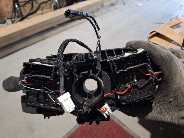 bontott RENAULT CLIO IV Komplett Kormánykapcsoló (Bajuszkapcsoló)