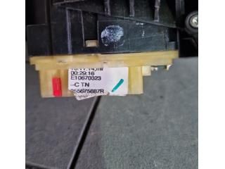 bontott RENAULT CLIO IV Komplett Kormánykapcsoló (Bajuszkapcsoló)