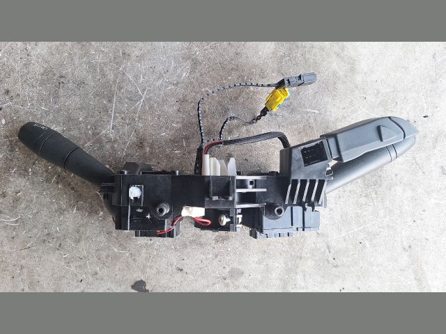 bontott RENAULT CLIO IV Komplett Kormánykapcsoló (Bajuszkapcsoló)