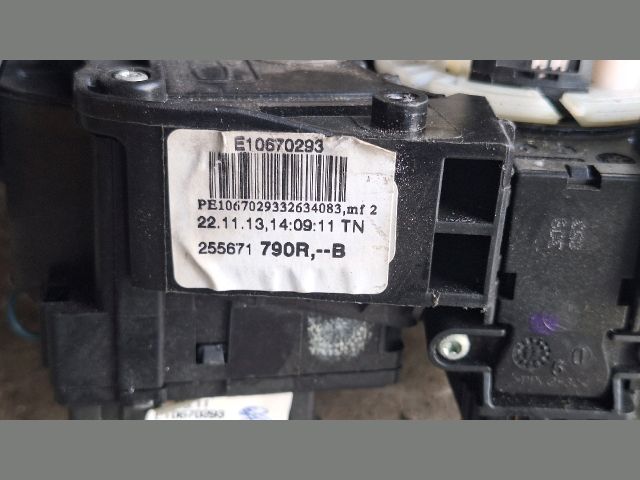 bontott RENAULT CLIO IV Komplett Kormánykapcsoló (Bajuszkapcsoló)