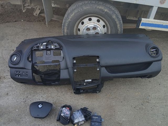 bontott RENAULT CLIO IV Komplett Légzsák Szett