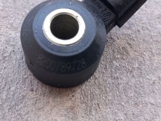 bontott RENAULT CLIO IV Kopogás Jeladó