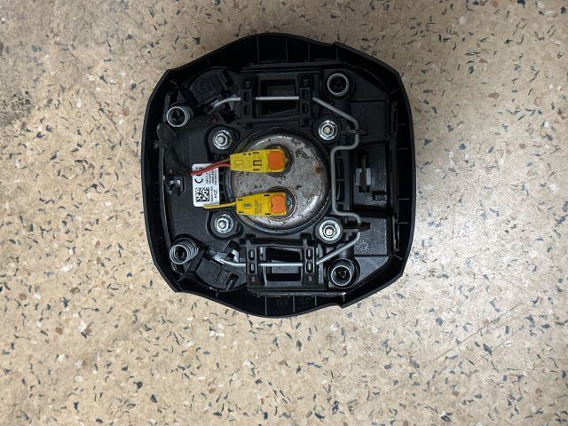 bontott RENAULT CLIO IV Kormánylégzsák