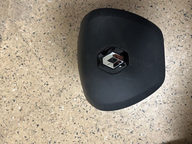 bontott RENAULT CLIO IV Kormánylégzsák