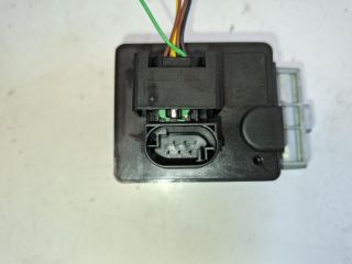 bontott RENAULT CLIO IV Kormányzár (Elektromos)