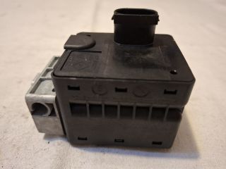 bontott RENAULT CLIO IV Kormányzár (Elektromos)