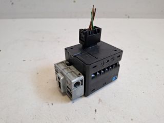 bontott RENAULT CLIO IV Kormányzár (Elektromos)