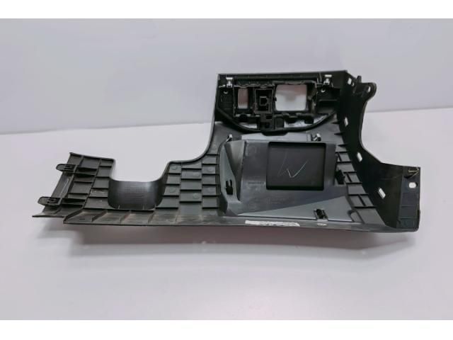 bontott RENAULT CLIO IV Középső Műszerfal Díszléc