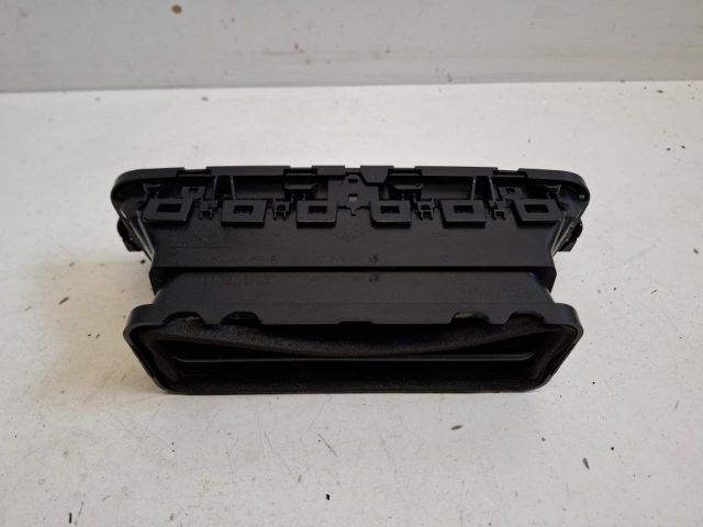 bontott RENAULT CLIO IV Középső Szellőző