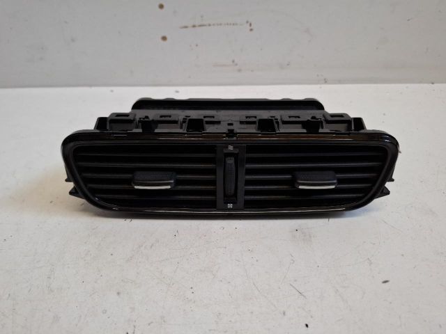 bontott RENAULT CLIO IV Középső Szellőző