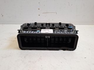 bontott RENAULT CLIO IV Középső Szellőző