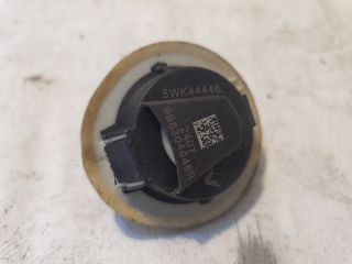 bontott RENAULT CLIO IV Központi Ütközés Érzékelő