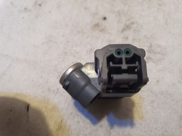 bontott RENAULT CLIO IV Központi Ütközés Érzékelő