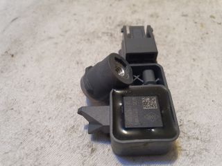 bontott RENAULT CLIO IV Központi Ütközés Érzékelő