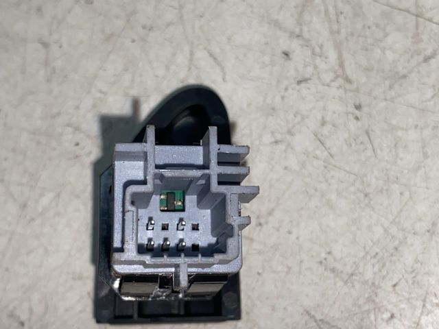 bontott RENAULT CLIO IV Központizár Kapcsoló