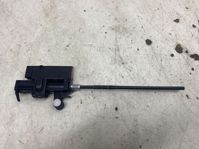 bontott RENAULT CLIO IV Központizár Motor Tankajtó