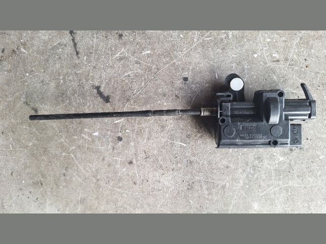 bontott RENAULT CLIO IV Központizár Motor Tankajtó