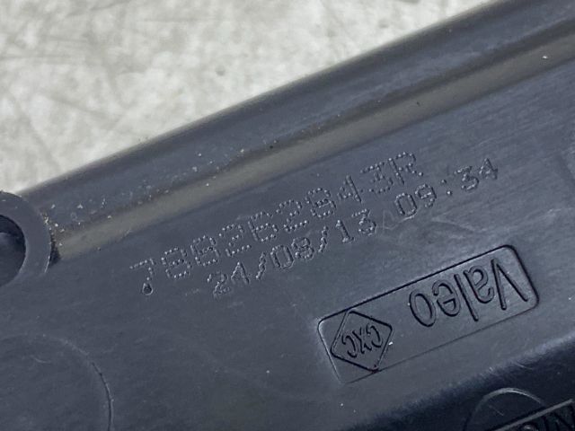 bontott RENAULT CLIO IV Központizár Motor Tankajtó