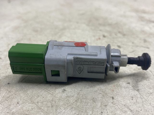 bontott RENAULT CLIO IV Kuplung Pedál Kapcsoló