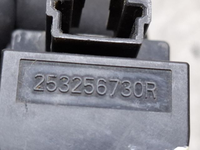 bontott RENAULT CLIO IV Kuplung Pedál Kapcsoló