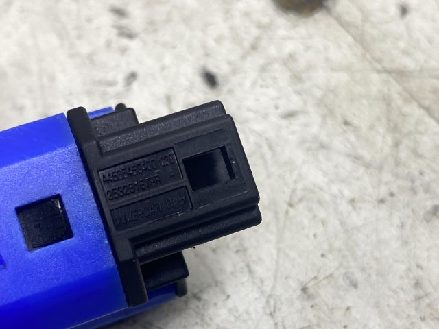 bontott RENAULT CLIO IV Kuplung Pedál Kapcsoló