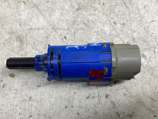 bontott RENAULT CLIO IV Kuplung Pedál Kapcsoló