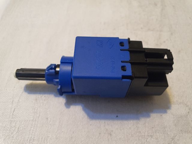 bontott RENAULT CLIO IV Kuplung Pedál Kapcsoló