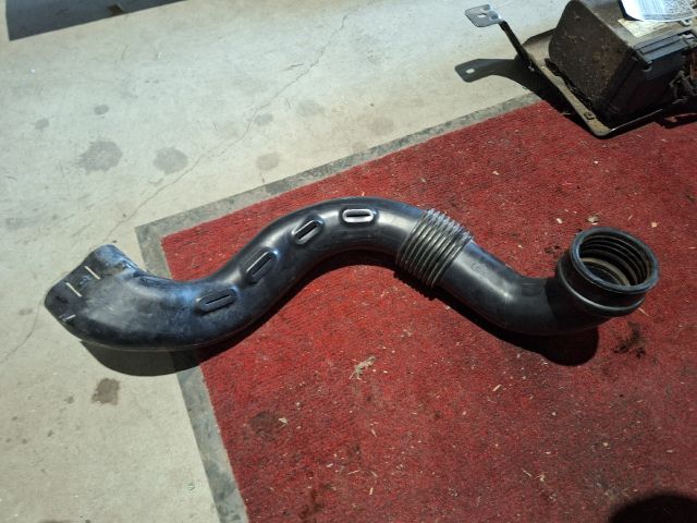 bontott RENAULT CLIO IV Légbeömlő Cső