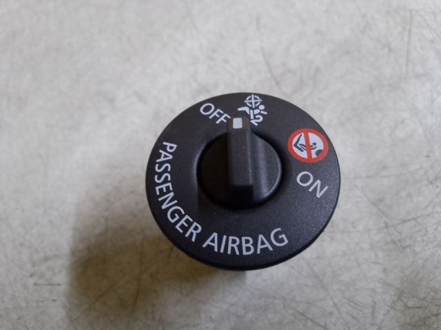 bontott RENAULT CLIO IV Légzsák Kapcsoló